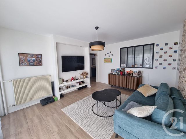 Appartement T3 à louer - 3 pièces - 75.12 m2 - TARBES - 65 - MIDI-PYRENEES - Century 21 Gm Immobilier
