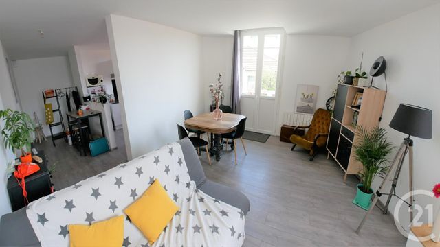 Appartement T3 à louer - 3 pièces - 80.26 m2 - TARBES - 65 - MIDI-PYRENEES - Century 21 Gm Immobilier