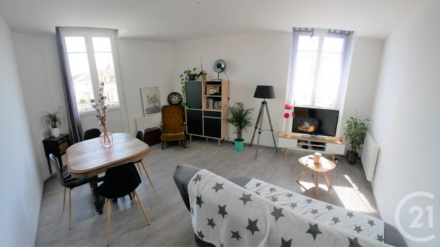 Appartement T3 à louer - 3 pièces - 80.26 m2 - TARBES - 65 - MIDI-PYRENEES - Century 21 Gm Immobilier