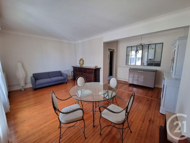 Appartement T4 à louer - 4 pièces - 110.0 m2 - TARBES - 65 - MIDI-PYRENEES - Century 21 Gm Immobilier