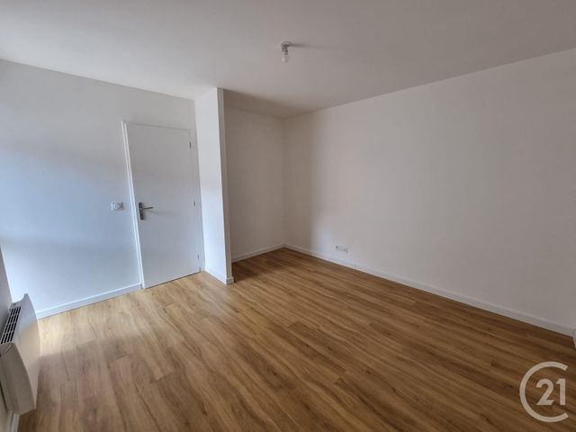 Appartement T3 à louer - 3 pièces - 57.88 m2 - TARBES - 65 - MIDI-PYRENEES - Century 21 Gm Immobilier