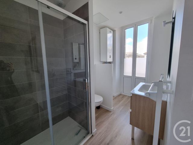 Appartement T3 à louer - 3 pièces - 62.51 m2 - TARBES - 65 - MIDI-PYRENEES - Century 21 Gm Immobilier