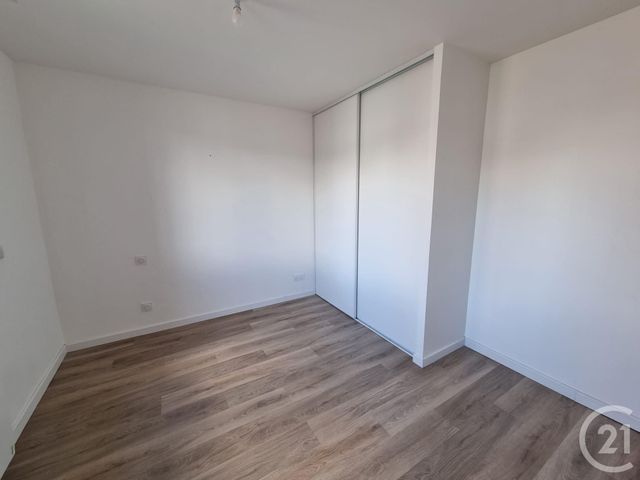 Appartement T3 à louer - 3 pièces - 62.51 m2 - TARBES - 65 - MIDI-PYRENEES - Century 21 Gm Immobilier