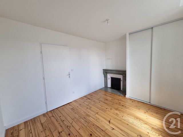 Appartement T3 à louer - 3 pièces - 62.51 m2 - TARBES - 65 - MIDI-PYRENEES - Century 21 Gm Immobilier
