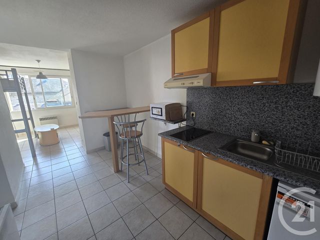 Appartement T1 à louer - 1 pièce - 27.3 m2 - TARBES - 65 - MIDI-PYRENEES - Century 21 Gm Immobilier