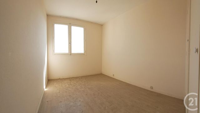 Appartement T3 à vendre - 3 pièces - 56.0 m2 - TARBES - 65 - MIDI-PYRENEES - Century 21 Gm Immobilier Appartement T3 à vendre - 3 pièces - 56.0 m2 - TARBES - 65 - MIDI-PYRENEES - Century 21 Gm Immobilier