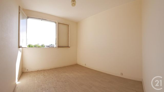 Appartement T3 à vendre - 3 pièces - 56.0 m2 - TARBES - 65 - MIDI-PYRENEES - Century 21 Gm Immobilier Appartement T3 à vendre - 3 pièces - 56.0 m2 - TARBES - 65 - MIDI-PYRENEES - Century 21 Gm Immobilier