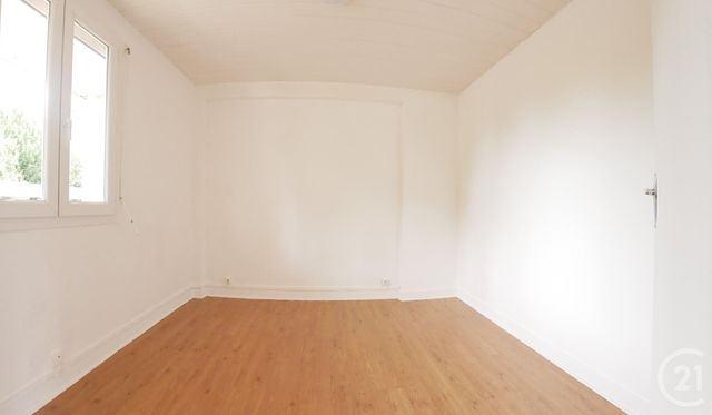 Afficher la photo en grand Appartement T3 à vendre - 3 pièces - 53.32 m2 - TARBES - 65 - MIDI-PYRENEES - Century 21 Gm Immobilier
