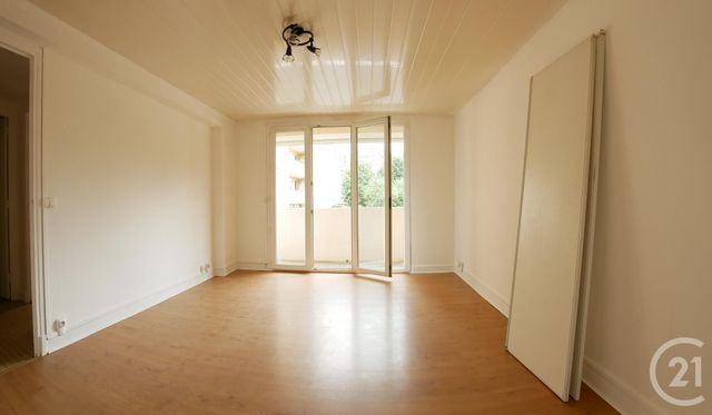 Afficher la photo en grand Appartement T3 à vendre - 3 pièces - 53.32 m2 - TARBES - 65 - MIDI-PYRENEES - Century 21 Gm Immobilier