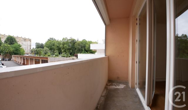 Afficher la photo en grand Appartement T3 à vendre - 3 pièces - 53.32 m2 - TARBES - 65 - MIDI-PYRENEES - Century 21 Gm Immobilier