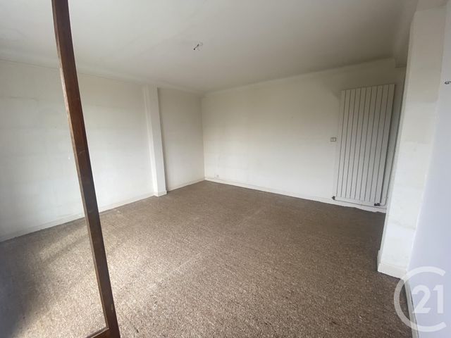 Afficher la photo en grand Appartement T4 à vendre - 4 pièces - 84.65 m2 - TARBES - 65 - MIDI-PYRENEES - Century 21 Gm Immobilier