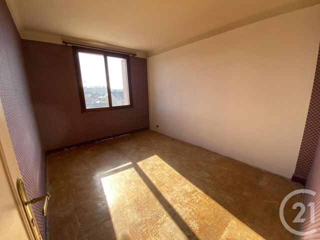 Afficher la photo en grand Appartement T4 à vendre - 4 pièces - 84.65 m2 - TARBES - 65 - MIDI-PYRENEES - Century 21 Gm Immobilier