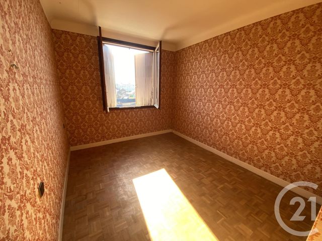 Afficher la photo en grand Appartement T4 à vendre - 4 pièces - 84.65 m2 - TARBES - 65 - MIDI-PYRENEES - Century 21 Gm Immobilier
