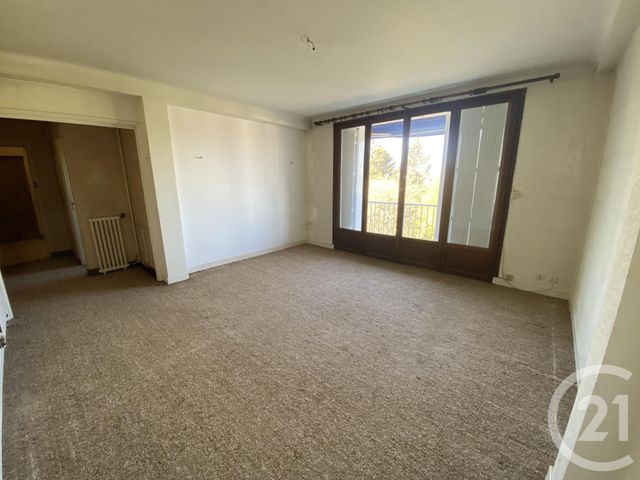 Afficher la photo en grand Appartement T4 à vendre - 4 pièces - 84.65 m2 - TARBES - 65 - MIDI-PYRENEES - Century 21 Gm Immobilier