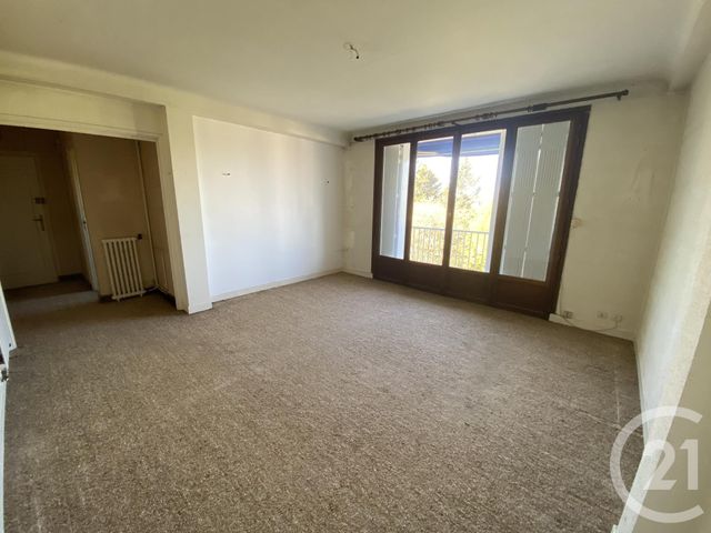 Afficher la photo en grand Appartement T4 à vendre - 4 pièces - 84.65 m2 - TARBES - 65 - MIDI-PYRENEES - Century 21 Gm Immobilier