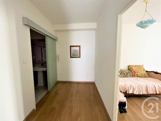 Afficher la photo en grand appartement à vendre - 2 pièces - 49.97 m2 - TARBES - 65 - MIDI-PYRENEES - Century 21 Gm Immobilier