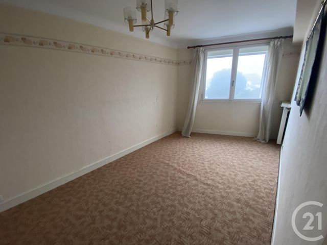 Afficher la photo en grand Appartement T4 à vendre - 4 pièces - 104.56 m2 - TARBES - 65 - MIDI-PYRENEES - Century 21 Gm Immobilier