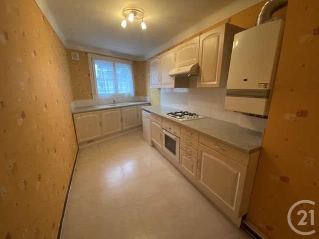 Afficher la photo en grand Appartement T4 à vendre - 4 pièces - 104.56 m2 - TARBES - 65 - MIDI-PYRENEES - Century 21 Gm Immobilier