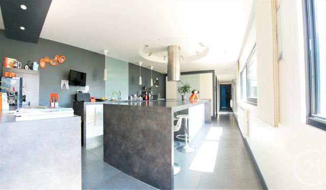 Afficher la photo en grand maison à vendre - 8 pièces - 271.8 m2 - TARBES - 65 - MIDI-PYRENEES - Century 21 Gm Immobilier