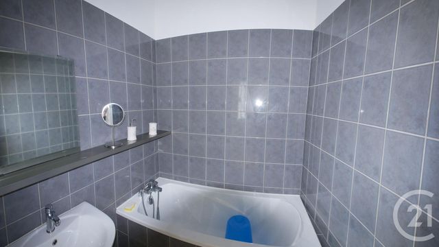Appartement T2 à louer - 2 pièces - 58.83 m2 - TARBES - 65 - MIDI-PYRENEES - Century 21 Gm Immobilier Appartement T2 à louer - 2 pièces - 58.83 m2 - TARBES - 65 - MIDI-PYRENEES - Century 21 Gm Immobilier