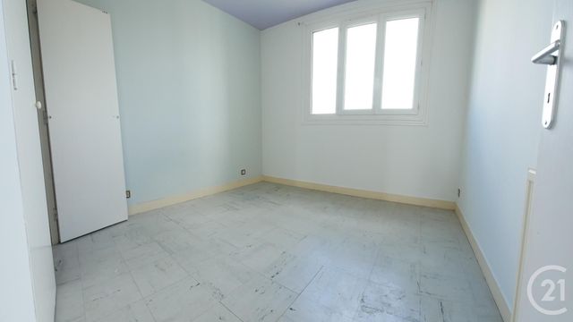 Afficher la photo en grand appartement à vendre - 4 pièces - 73.99 m2 - TARBES - 65 - MIDI-PYRENEES - Century 21 Gm Immobilier