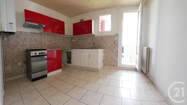 Afficher la photo en grand appartement à vendre - 4 pièces - 73.99 m2 - TARBES - 65 - MIDI-PYRENEES - Century 21 Gm Immobilier