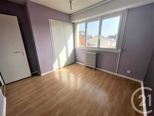 Afficher la photo en grand Appartement F3 à vendre - 3 pièces - 84.68 m2 - TARBES - 65 - MIDI-PYRENEES - Century 21 Gm Immobilier