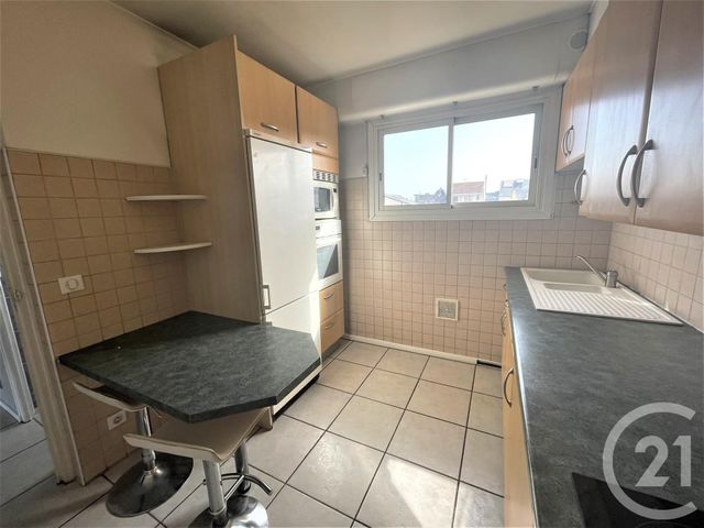 Afficher la photo en grand Appartement F3 à vendre - 3 pièces - 84.68 m2 - TARBES - 65 - MIDI-PYRENEES - Century 21 Gm Immobilier