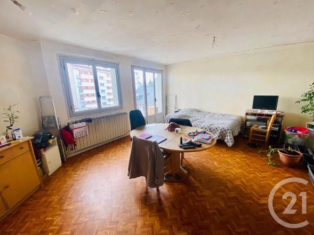 Afficher la photo en grand appartement à vendre - 3 pièces - 73.35 m2 - TARBES - 65 - MIDI-PYRENEES - Century 21 Gm Immobilier