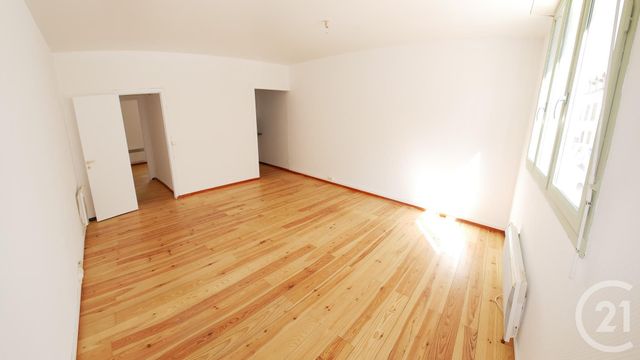 Afficher la photo en grand Appartement T2 à louer - 2 pièces - 43.64 m2 - TARBES - 65 - MIDI-PYRENEES - Century 21 Gm Immobilier
