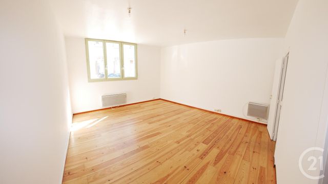 Afficher la photo en grand Appartement T2 à louer - 2 pièces - 43.64 m2 - TARBES - 65 - MIDI-PYRENEES - Century 21 Gm Immobilier
