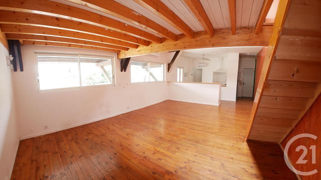 Appartement Loft à louer - 3 pièces - 94.34 m2 - TARBES - 65 - MIDI-PYRENEES - Century 21 Gm Immobilier Appartement Loft à louer - 3 pièces - 94.34 m2 - TARBES - 65 - MIDI-PYRENEES - Century 21 Gm Immobilier