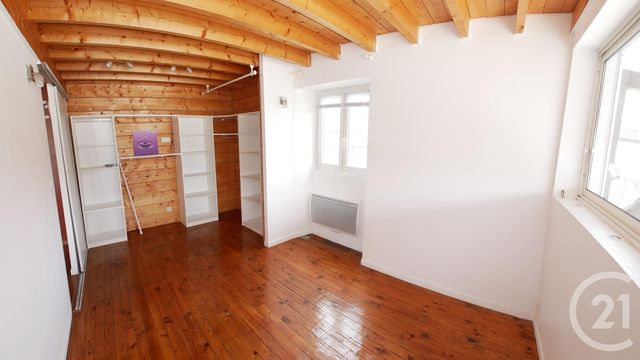 Appartement Loft à louer - 3 pièces - 94.34 m2 - TARBES - 65 - MIDI-PYRENEES - Century 21 Gm Immobilier Appartement Loft à louer - 3 pièces - 94.34 m2 - TARBES - 65 - MIDI-PYRENEES - Century 21 Gm Immobilier