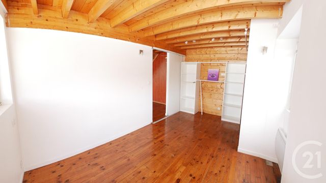 Appartement Loft à louer - 3 pièces - 94.34 m2 - TARBES - 65 - MIDI-PYRENEES - Century 21 Gm Immobilier Appartement Loft à louer - 3 pièces - 94.34 m2 - TARBES - 65 - MIDI-PYRENEES - Century 21 Gm Immobilier