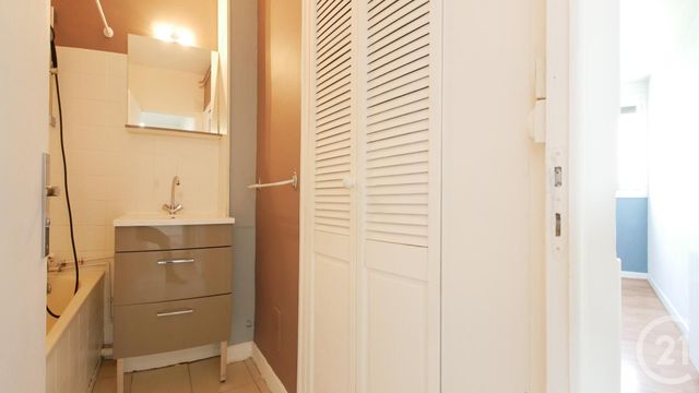 Appartement T3 à vendre - 3 pièces - 65.84 m2 - TARBES - 65 - MIDI-PYRENEES - Century 21 Gm Immobilier Appartement T3 à vendre - 3 pièces - 65.84 m2 - TARBES - 65 - MIDI-PYRENEES - Century 21 Gm Immobilier