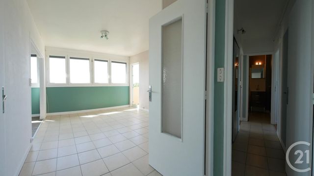 Appartement T3 à vendre - 3 pièces - 65.84 m2 - TARBES - 65 - MIDI-PYRENEES - Century 21 Gm Immobilier Appartement T3 à vendre - 3 pièces - 65.84 m2 - TARBES - 65 - MIDI-PYRENEES - Century 21 Gm Immobilier