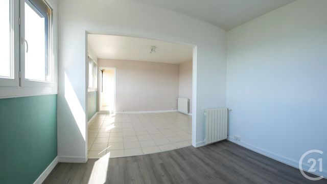Appartement T3 à vendre - 3 pièces - 65.84 m2 - TARBES - 65 - MIDI-PYRENEES - Century 21 Gm Immobilier Appartement T3 à vendre - 3 pièces - 65.84 m2 - TARBES - 65 - MIDI-PYRENEES - Century 21 Gm Immobilier