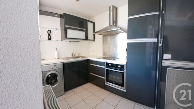 Appartement T3 à vendre - 3 pièces - 56.86 m2 - TARBES - 65 - MIDI-PYRENEES - Century 21 Gm Immobilier Appartement T3 à vendre - 3 pièces - 56.86 m2 - TARBES - 65 - MIDI-PYRENEES - Century 21 Gm Immobilier