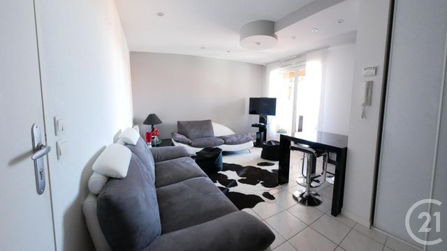 Appartement T3 à vendre - 3 pièces - 56.86 m2 - TARBES - 65 - MIDI-PYRENEES - Century 21 Gm Immobilier Appartement T3 à vendre - 3 pièces - 56.86 m2 - TARBES - 65 - MIDI-PYRENEES - Century 21 Gm Immobilier
