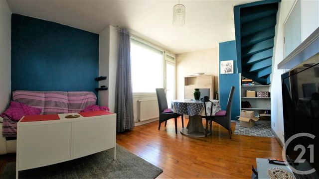 Afficher la photo en grand Appartement T4 à vendre - 4 pièces - 66.0 m2 - TARBES - 65 - MIDI-PYRENEES - Century 21 Gm Immobilier