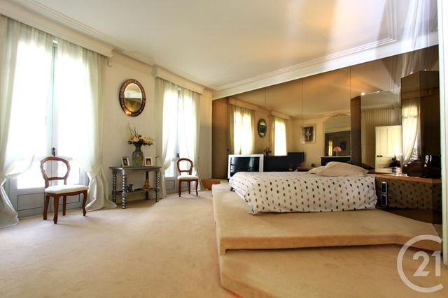 Afficher la photo en grand Appartement F4 à vendre - 4 pièces - 202.04 m2 - TARBES - 65 - MIDI-PYRENEES - Century 21 Gm Immobilier