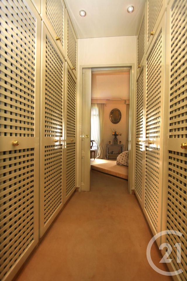 Afficher la photo en grand Appartement F4 à vendre - 4 pièces - 202.04 m2 - TARBES - 65 - MIDI-PYRENEES - Century 21 Gm Immobilier