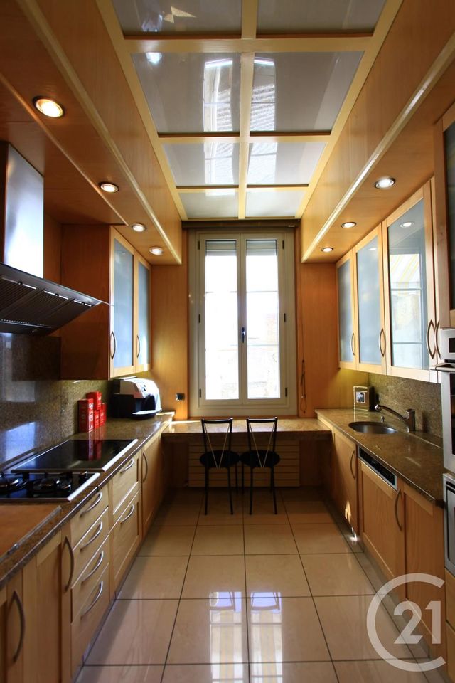 Afficher la photo en grand Appartement F4 à vendre - 4 pièces - 202.04 m2 - TARBES - 65 - MIDI-PYRENEES - Century 21 Gm Immobilier