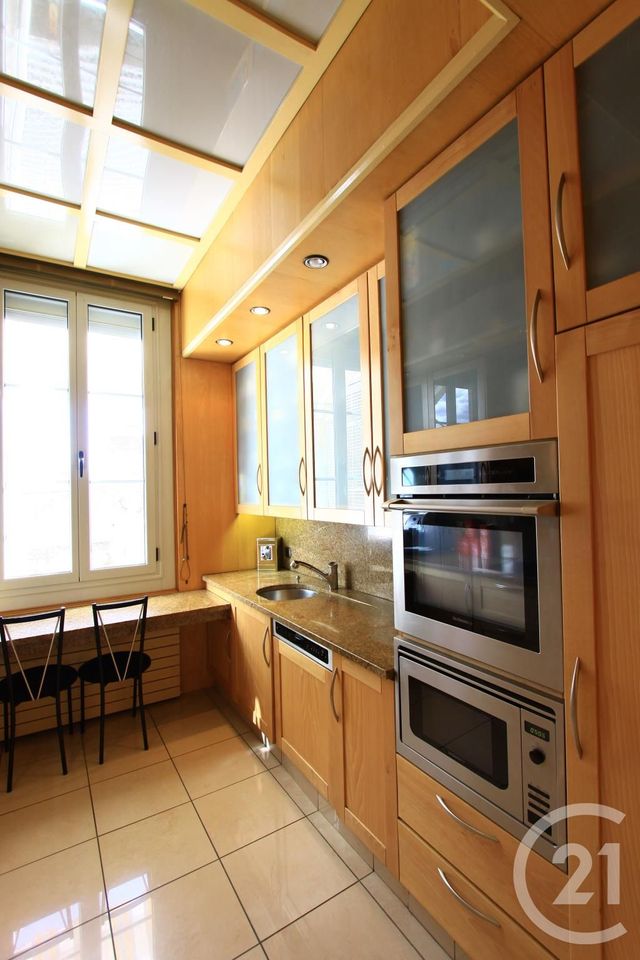 Afficher la photo en grand Appartement F4 à vendre - 4 pièces - 202.04 m2 - TARBES - 65 - MIDI-PYRENEES - Century 21 Gm Immobilier