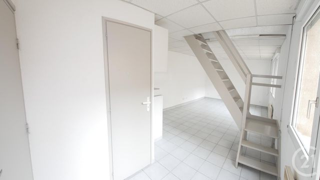 Afficher la photo en grand Appartement T2 à louer - 2 pièces - 49.68 m2 - TARBES - 65 - MIDI-PYRENEES - Century 21 Gm Immobilier