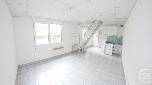 Afficher la photo en grand Appartement T2 à louer - 2 pièces - 49.68 m2 - TARBES - 65 - MIDI-PYRENEES - Century 21 Gm Immobilier